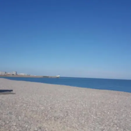 Nid Douillet Pour 2.. A 50 Metres De La Mers-les-Bains